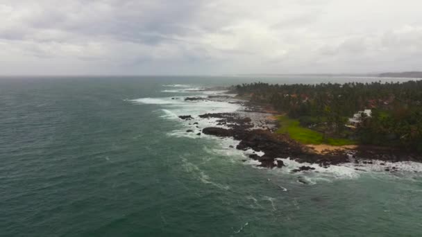 Aerial View Rocky Coast Villas Hotels Ocean Surf Matara Sri — Stockvideo