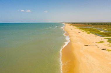 Tropical landscape with a beautiful beach top view. Thaalayadi Beach. Sri Lanka.