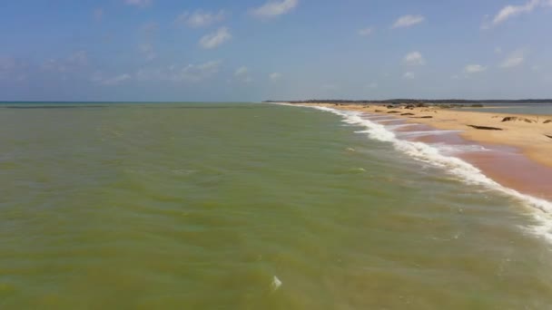Wide Sandy Beach Ocean Surf Waves Sri Lanka Kalpitiya Sri — Stok video