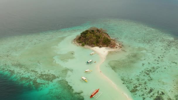 Εναέρια Άποψη Τροπικό Νησί Άμμο Λευκή Παραλία Bulog Dos Φιλιππίνες — Αρχείο Βίντεο