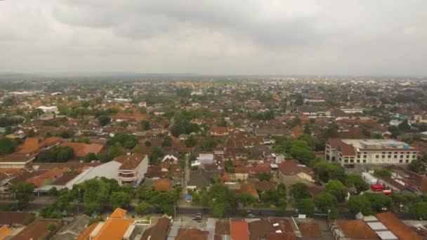 Yogyakarta Şehir Manzarası Binalar Gün Batımında Otoyol Endonezya Nın Başkenti — Stok video