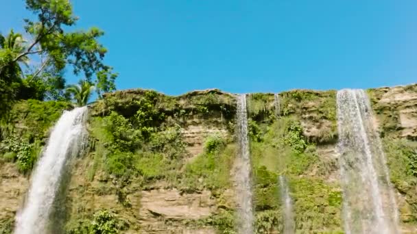 Aerial View Waterfall Tropical Forest Niludhan Falls Slow Motion Negros — Stockvideo