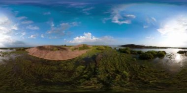 Fil 'in hava aracı bataklıkta bir doğa koruma alanında. Arugam Körfezi. 360VR Video.