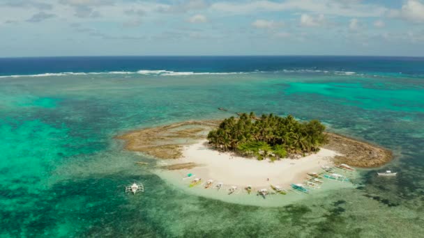 Тропічний Острів Пальмою Пляж Туристами Човнами Острів Гуям Філіппіни Сіаргао — стокове відео