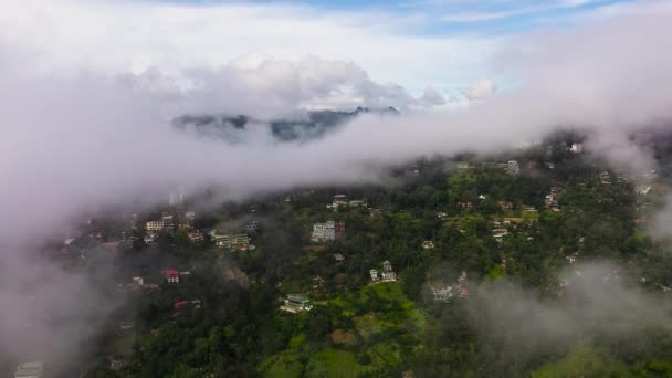 Cidade Ella Nas Montanhas Através Das Nuvens Sri Lanka — Vídeo de Stock