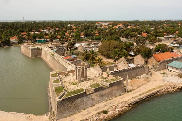 stock image The ancient fort of Manar protecting the city from the sea. Sri Lanka.