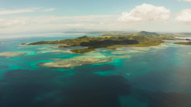 Τροπικά Νησιά Τυρκουάζ Λιμνοθάλασσα Και Κοραλλιογενή Ύφαλο Νερό Εναέρια Άποψη — Αρχείο Βίντεο