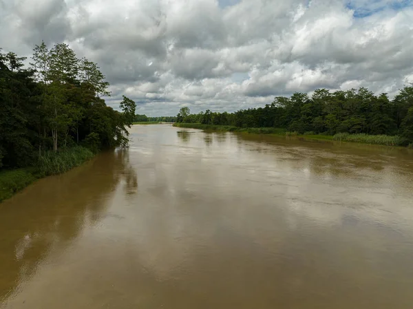 Kinabatangan Nehri, Malezya 'nın kuzeydoğusunda, Sandakan bölgesinde bulunan bir nehirdir..