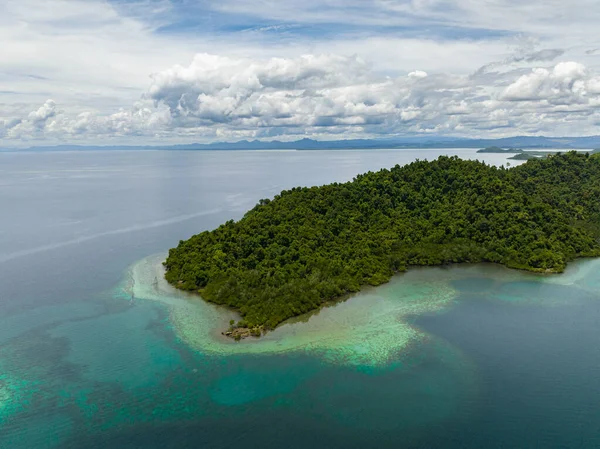 Vista Aérea Costa Ilha Bornéu Com Selva Sabah Malásia — Fotografia de Stock
