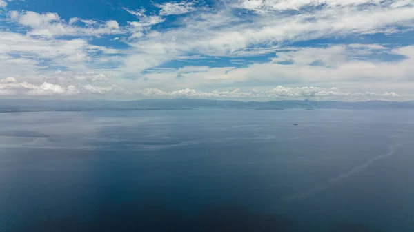 Vista Isla Negros Desde Mar Nube Agua Horizonte Fondo — Foto de Stock