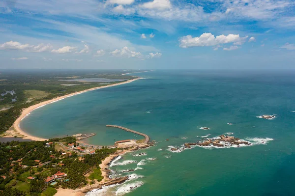 Drone Aereo Bella Spiaggia Tropicale Mare Blu Sri Lanka — Foto Stock