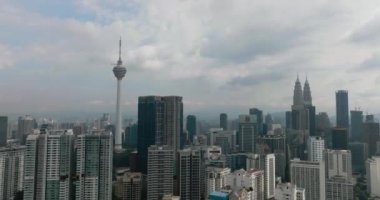 Kuala Lumpur, Malezya - 11 Eylül 2022: Kuala Lumpur 'un hava aracı, Malezya' nın başkenti.