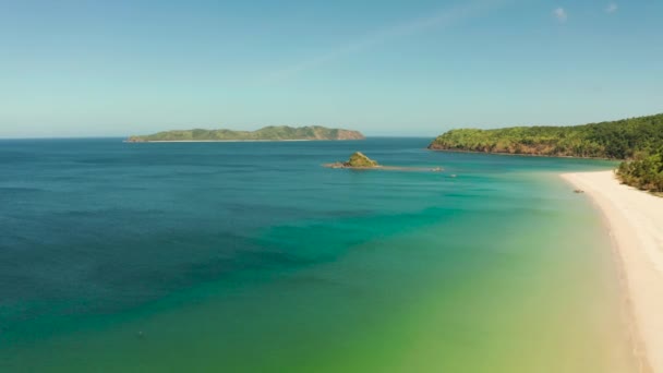 Drone Aéreo Praia Areia Tropical Água Azul Nacpan Nido Palawan — Vídeo de Stock