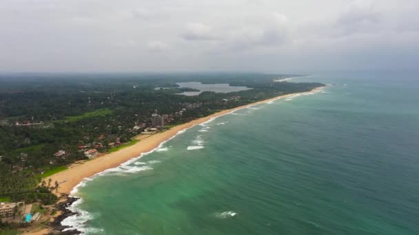 Tropikalny Krajobraz Pięknym Widokiem Plażę Hikkaduwa Sri Lanka — Wideo stockowe