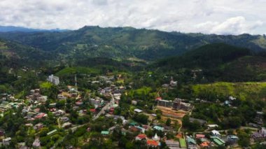 Ella is a beautiful small town on the southern edge of Sri Lanka.
