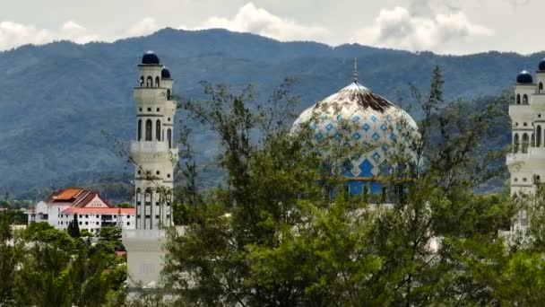 Mezquita Bandaraya Kota Kinabalu Likas Kota Kinabalu Sabah Borneo — Vídeos de Stock