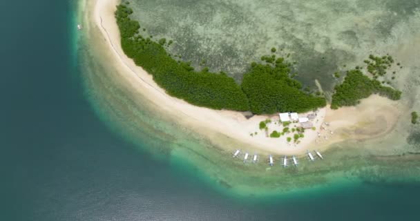 Top View Tropical Island Sandy Beach Sea Honda Bay Palawan — Stockvideo