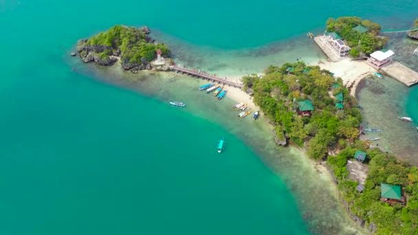Isola Tropicale Con Una Spiaggia Sabbiosa Vista Dall Alto Quezon — Video Stock