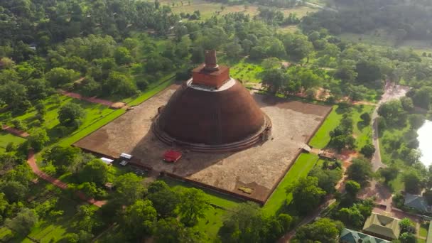 Ancient Buddhist Stupa Temple Anuradhapura Sri Lanka — Stockvideo