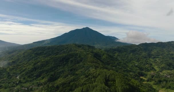 Горные Склоны Покрыты Тропическими Лесами Видом Джунгли Сверху Суматра Индонезия — стоковое видео