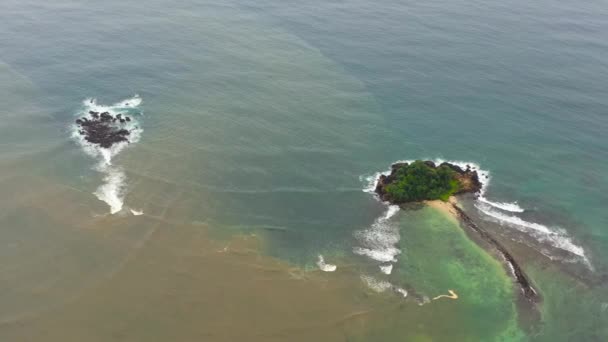 Kleine Insel Ozean Sri Lanka — Stockvideo