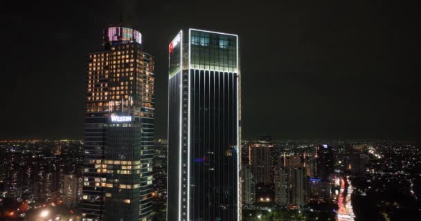 Vista Aérea Del Centro Noche Yakarta Con Edificios Gran Altura — Vídeos de Stock