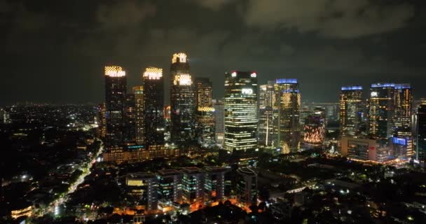 Ciudad Yakarta Con Edificios Iluminados Vista Nocturna Desde Arriba — Vídeos de Stock