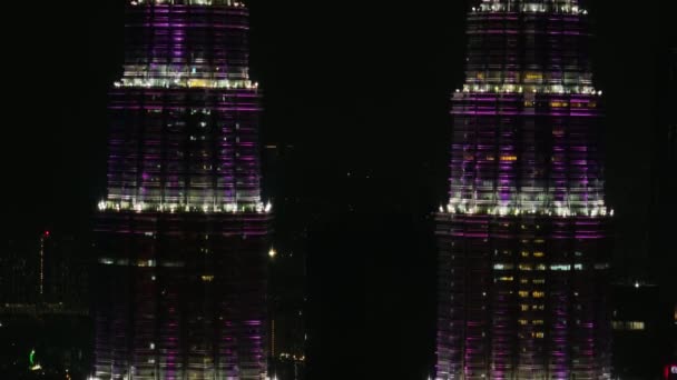 Kuala Lumpur Malaysia September 2022 Petronas Twin Towers Illuminated Night — Stock Video