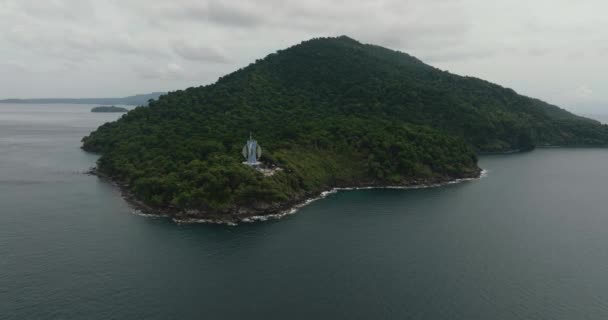 Drone Aéreo Isla Weh Con Bosque Tropical Selva Monumento Kilómetro — Vídeo de stock