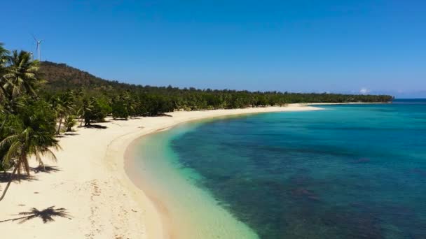 Vista Aérea Hermosa Playa Tropical Mar Azul Pagudpud Ilocos Norte — Vídeo de stock