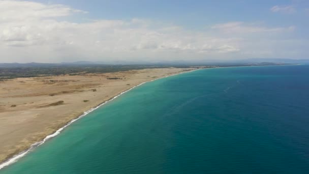 Aerial View Tropical Sandy Beach Paoay Sand Dunes Ilocos Norte — Vídeo de Stock