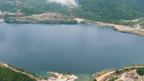 Μια Λίμνη Ένα Πλημμυρισμένο Λατομείο Εξόρυξης Sipalay Negros Φιλιππίνες — Αρχείο Βίντεο