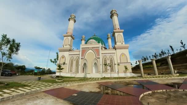 Sumatra Indonesia Septiembre 2022 Hermosa Mezquita Sumatra Del Norte Indonesia — Vídeos de Stock