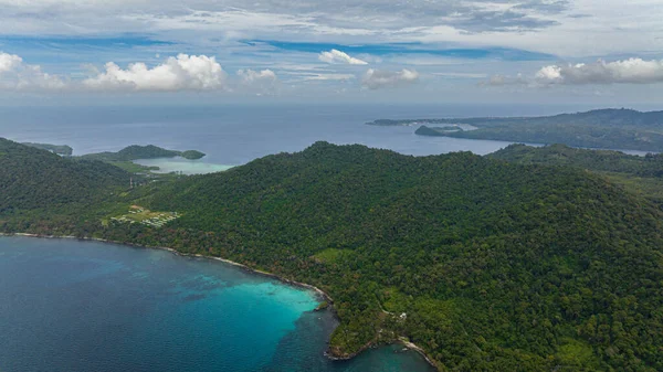 Drone Aérien Côte Île Weh Avec Des Baies Des Lagunes — Photo