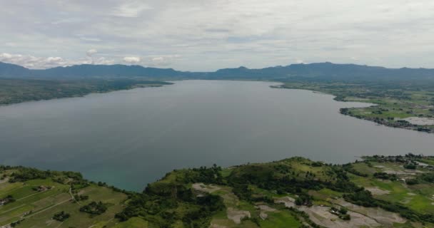 Toba Gölü Dağlarda Pirinç Tarlaları Olan Tarım Arazileri Sumatra Endonezya — Stok video