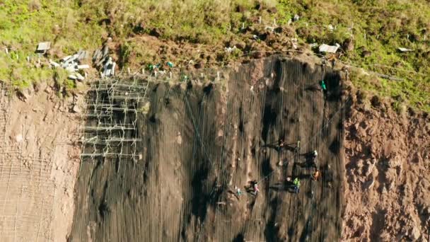 Bescherming Van Weg Tegen Bergslough Rots Vallen Met Metalen Accumulatieve — Stockvideo