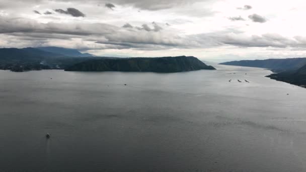 Drone Aereo Del Lago Toba Sull Isola Sumatra Tramonto Indonesia — Video Stock