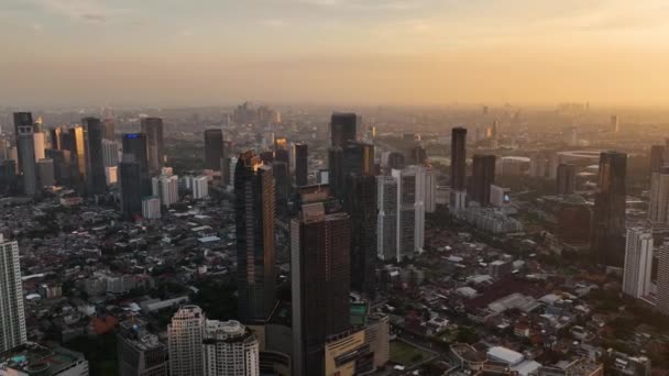 Flygfoto Över Centrala Jakarta Med Skyskrapor Vid Solnedgången Stadslandskap Indonesien — Stockvideo