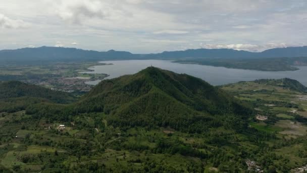 Λίμνη Toba Και Γεωργικές Εκτάσεις Στα Υψίπεδα Θέα Από Ψηλά — Αρχείο Βίντεο