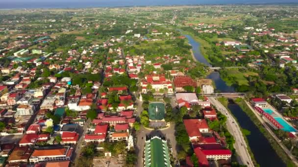 フィリピンの旧市街ビガン スペインスタイルのビガンの歴史的な植民地時代の町 ユネスコの世界遺産に登録されているビガン市内の歴史的建造物 旅行のコンセプト — ストック動画