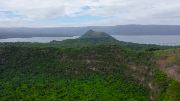 Taal Een Actieve Vulkaan Met Kratermeer Filippijnen Een Populaire Toeristische — Stockvideo
