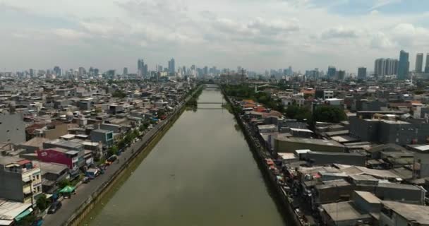 Luchtfoto Van Rivier Ciliwung Jakarta Het Stadsleven Indonesië — Stockvideo