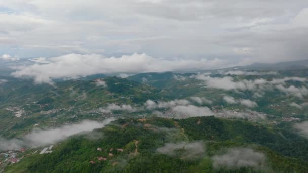 Krajobraz Górski Zielonymi Wzgórzami Terenami Uprawnymi Borneo Sabah Malezja — Wideo stockowe