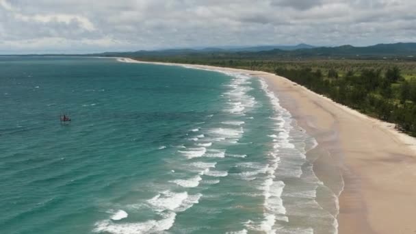 Plage Sable Tropical Mer Bleue Kimihang Beach Bornéo Sabah Malaisie — Video