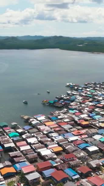Villaggio Pescatori Con Case Legno Palafitte Mare Kudat Sabah Borneo — Video Stock