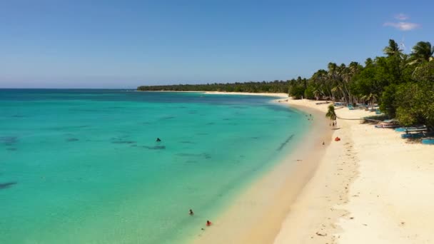 Spiaggia Tropicale Sabbia Mare Blu Paesaggio Tropicale Sulla Spiaggia Pagudpud — Video Stock