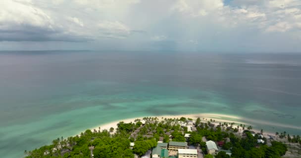 Panorama Praia Tropical Mar Azul Ilha Bantayan Filipinas — Vídeo de Stock