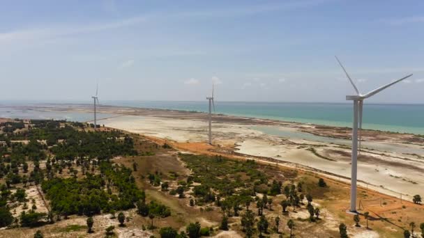 Kıyı Şeridindeki Rüzgar Türbinlerinin Üst Görüntüsü Jaffna Sri Lanka Rüzgar — Stok video