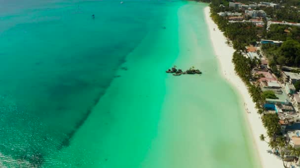 Isla Rocosa Playa Tropical Agua Azul Boracay Filipinas Copia Espacio — Vídeos de Stock