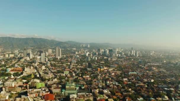 Cebu City Egy Nagy Város Cebu Szigetén Felhőkarcolókkal Lakóépületekkel Kora — Stock videók